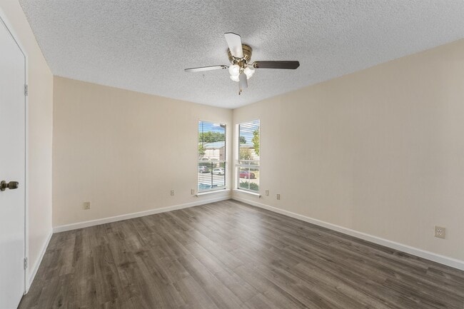 Photo - 9221 Imogene St Unit True