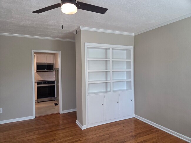 Photo - 324 Wakefield Dr