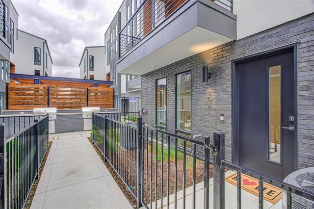 Photo - 2180 Bennett Ave