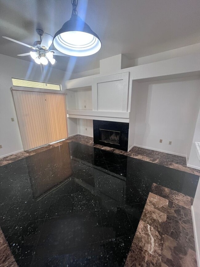 Photo - NICE 3 BEDROOM HOME IN ELK GROVE!!