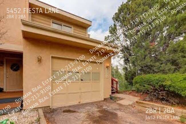 Building Photo - 5452 Fiesta Ln Rental