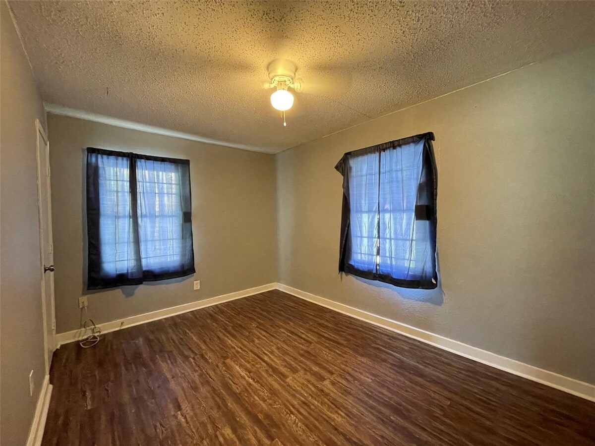 Photo - 5213 Anzio Rd