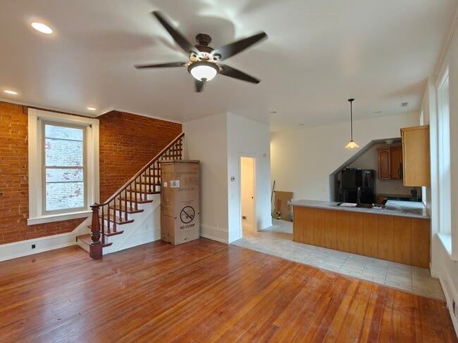 Building Photo - 4204 Williamson Pl Unit 2 Rental