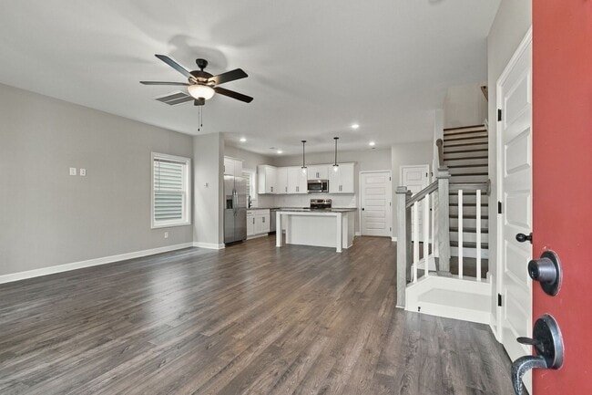1723 Fenway Lp
