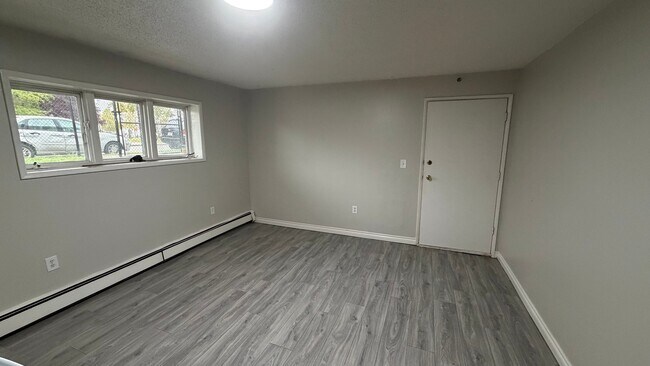 635 10th Ave Unit 2