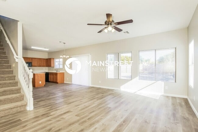 6 Bedroom Pet-Friendly Home in Tolleson, AZ with Main Street Renewal