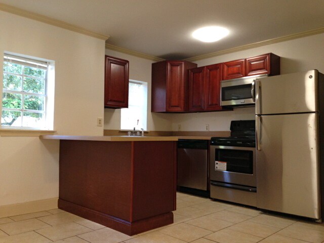 4773-4 Kitchen