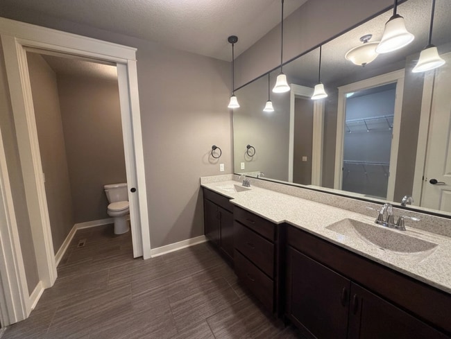 Photo - 5815 Quarry Dr