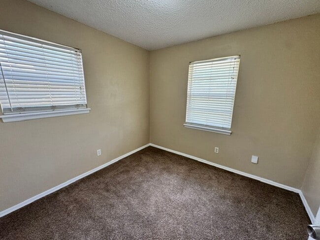 Photo - 3 bed one bath ready for move in , Moore Schools!