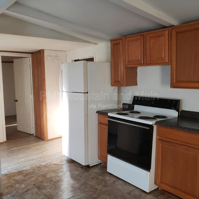 Photo - 111 Iotla Valley Park Rd