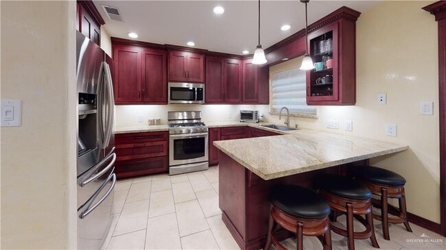2816 Gardenia Cir