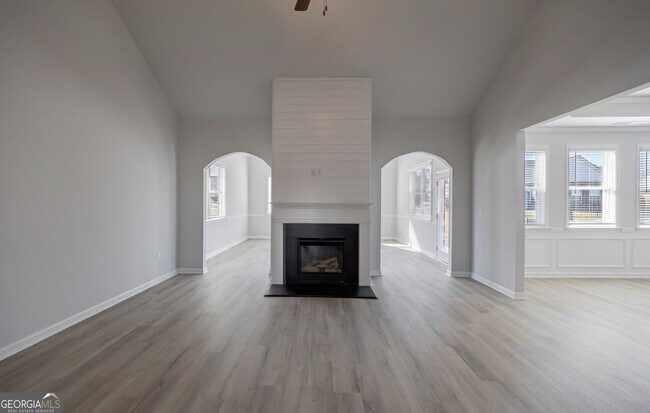 Photo - 931 Park Pl St