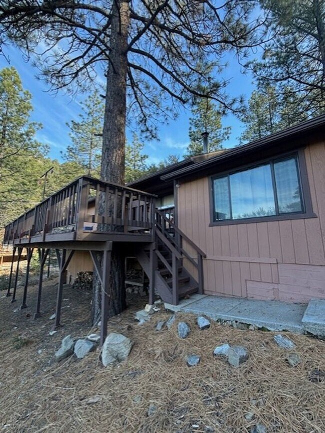 Photo - Nice 2 Bedroom / 2 Bathroom in Pine Mountain Club - Fully Furnished!