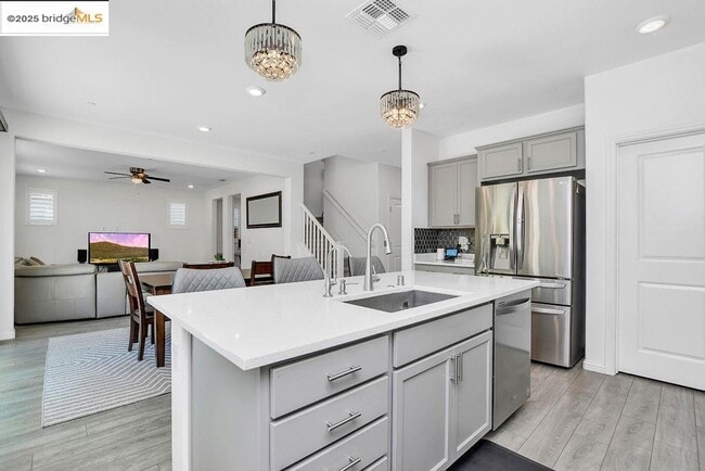 Photo - 278 Sespe Creek Ave.