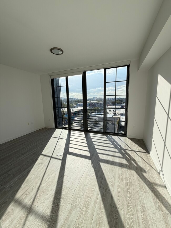 Photo - 275 NW 26th St Unit SA3