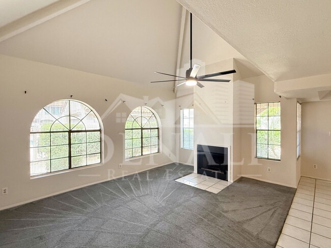 1211 N Miller Rd Unit 148