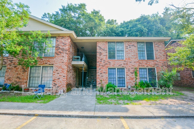 Building Photo - 910 Sea Gull Dr Unit B