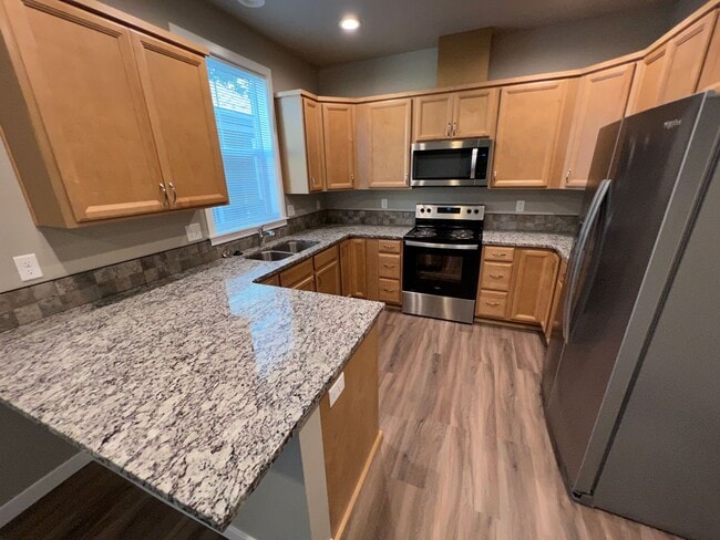 Photo - NEW 4 Bedroom / 4.5 Bath Townhome. A/C in every bedroom