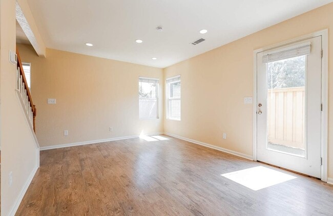 Photo - 4505 Andes St