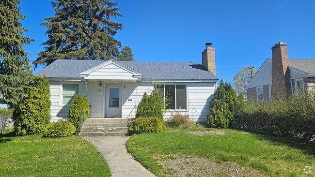 Building Photo - Great Shadle Home With Fenced Yard and Det...