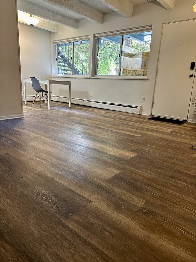 Building Photo - 2401 S Gaylord St Unit 103 Rental