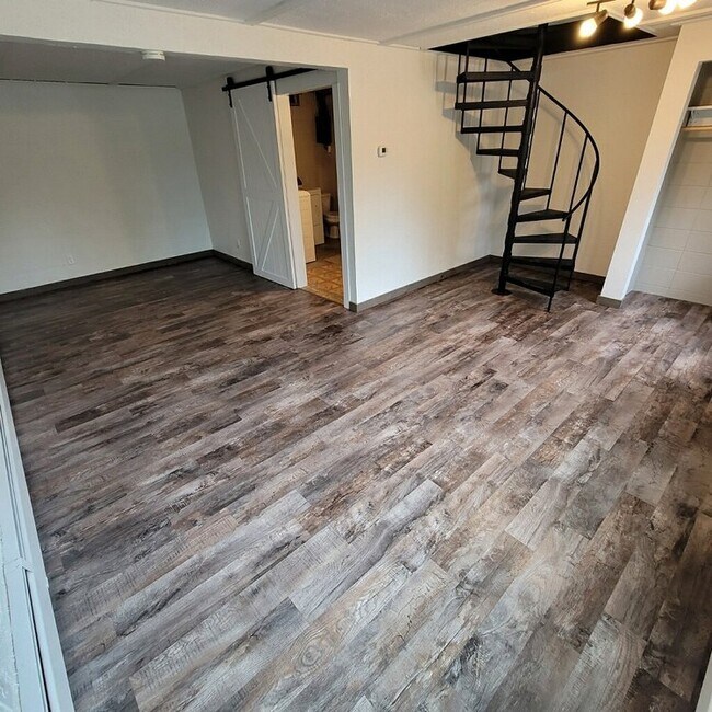 Photo - 2505 Jelinek Ave Unit 2505