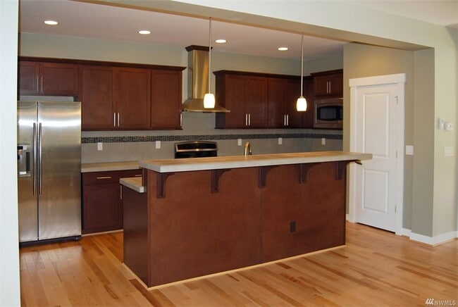 Photo - 4Bd/2.5Ba Issaquah House