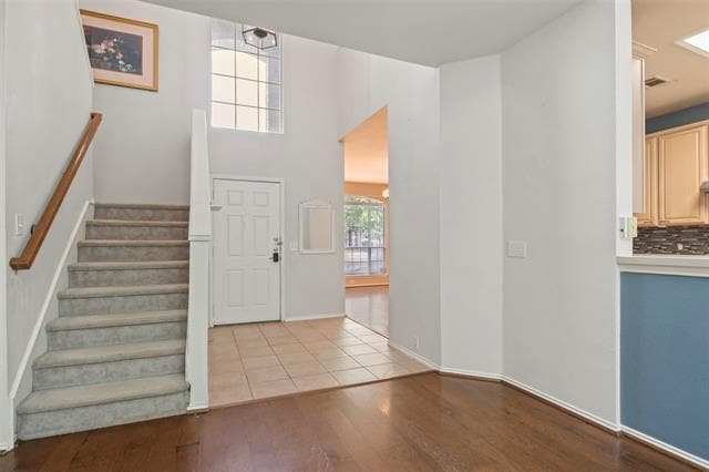 Photo - 2209 Geneva Ln