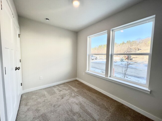 Photo - 529 Cooper St