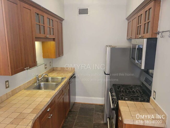 Photo - 908 Juniper St NE Unidad 106