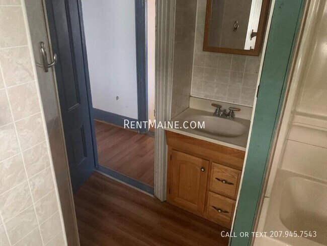 59 Elm St Unit 2
