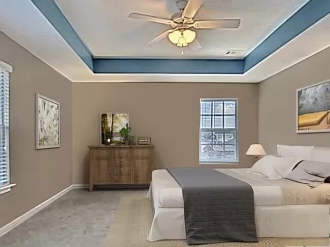 Photo - 210 Red Oak Dr