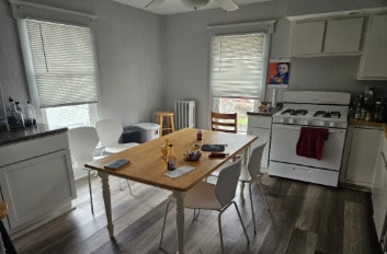 Photo - 811 W Hill St