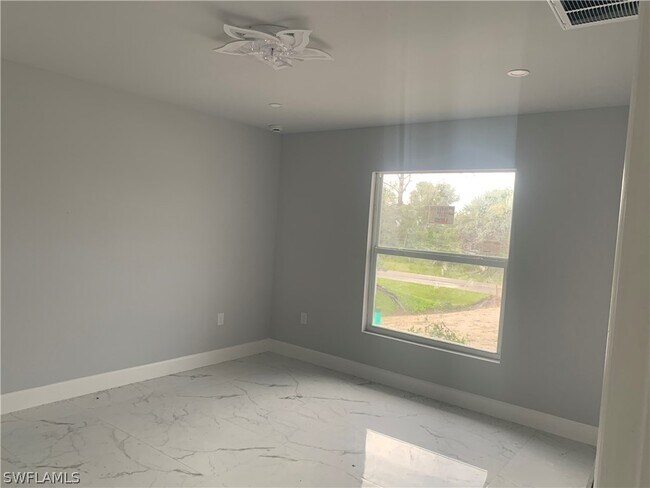 Photo - 3211-3243 43rd St SW