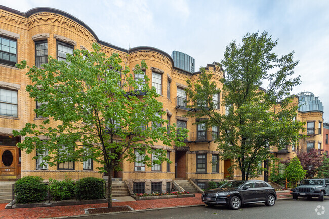 Building Photo - 179 Saint Botolph St Unit 8 Rental