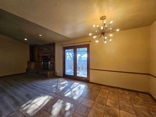 Photo - 1204 Burkshire Terrace