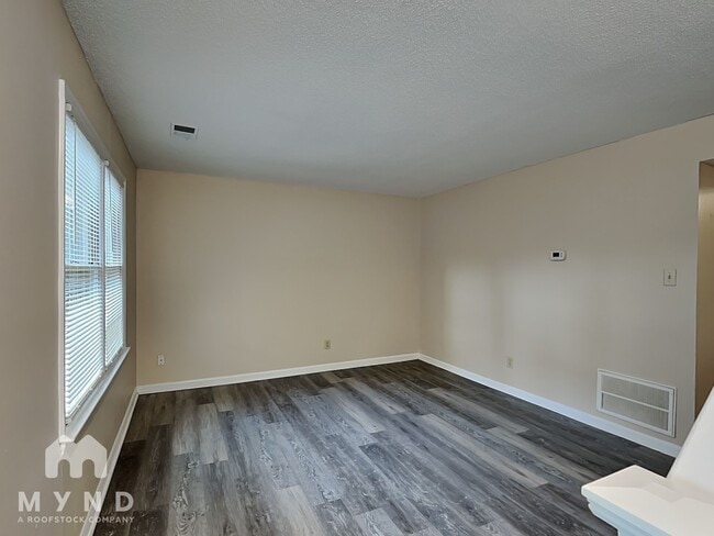 Photo - 1501 Gorman St Unidad E