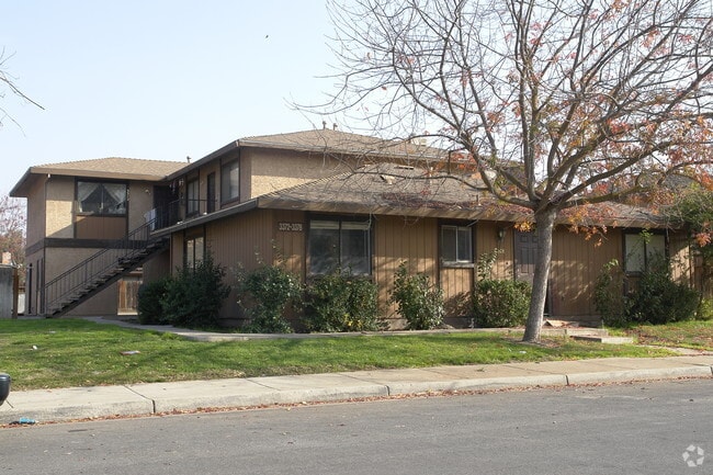 Photo - 3372-3378 San Mateo Ct