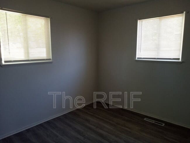 Photo - 3133 Glenwood Ave