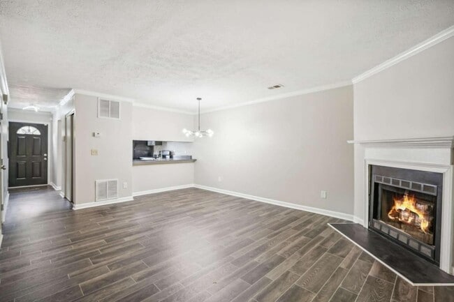 Photo - 6458 Bedford Ln