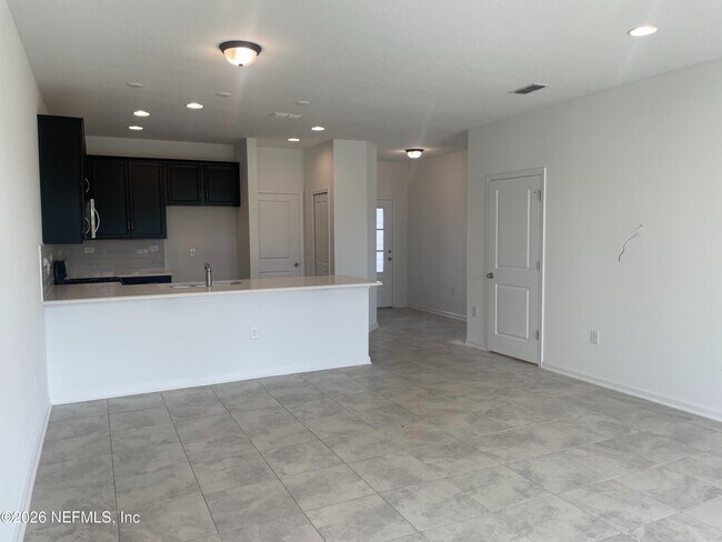 Photo - 40 Pinebury Ln