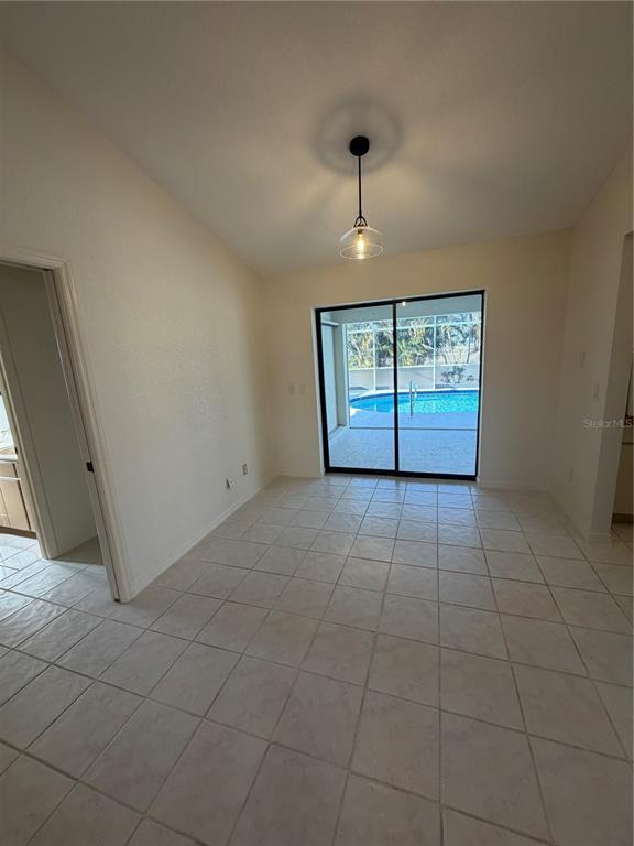 1612 Blue Lake Cir