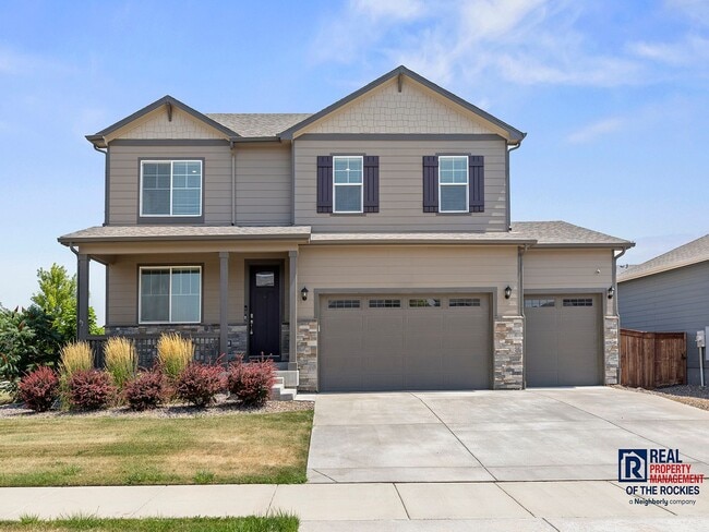 Building Photo - Gorgeous 5 Bed, 3 Bath House Raindance Com...