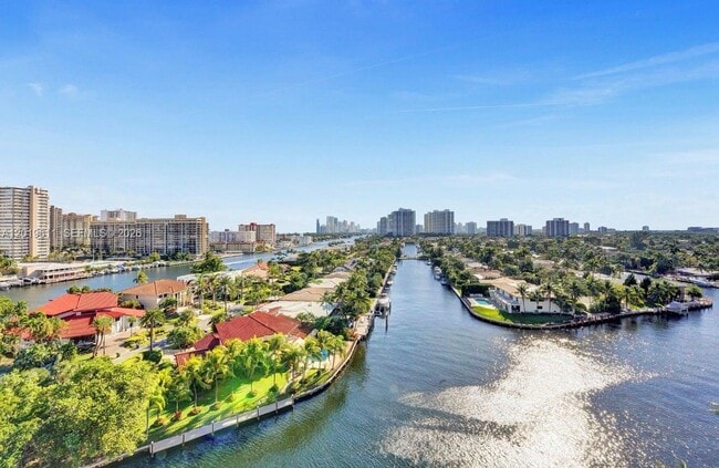 Building Photo - 137 Golden Isles Dr Unit 1006