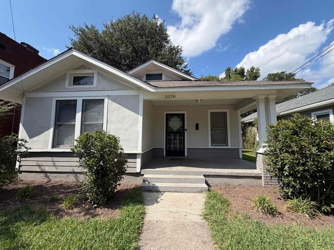 Building Photo - 2078 Walker Ave