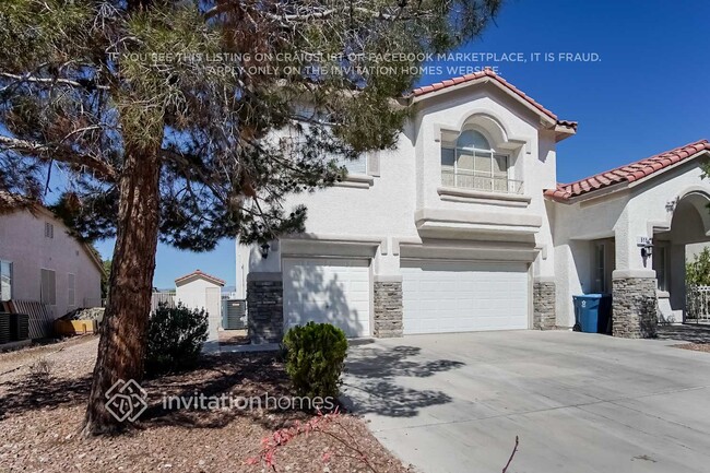 Photo - 915 Golden Poppy St House