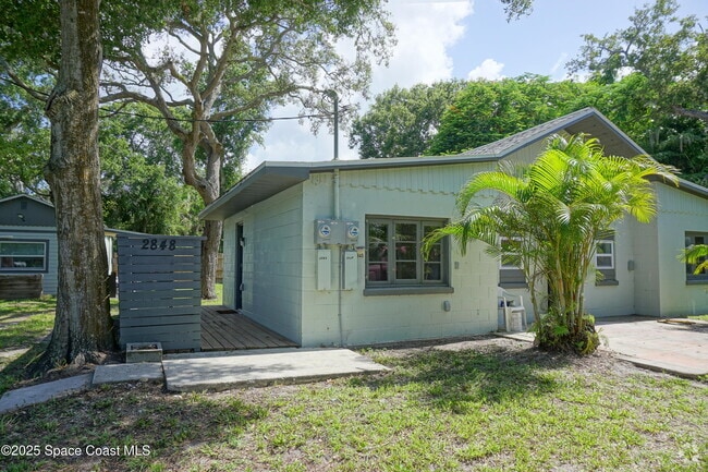 Building Photo - 2848 Shwonda Ave NE Rental