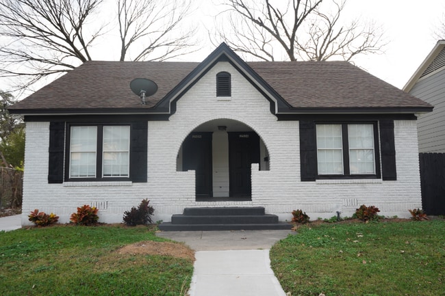 Building Photo - 2514 Isabella St