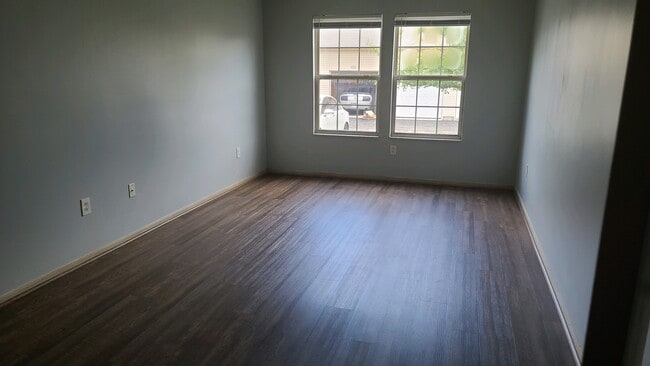 Photo - Park Hill Apartments