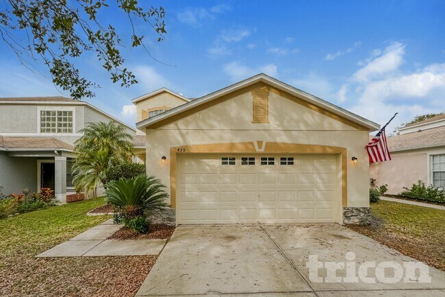 435 Maple Pointe Dr